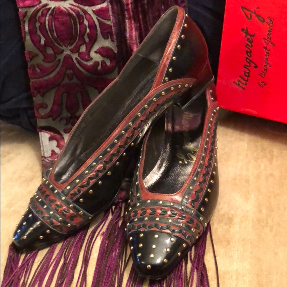 Margaret J Black/Red Vintage Studded Leather Pump